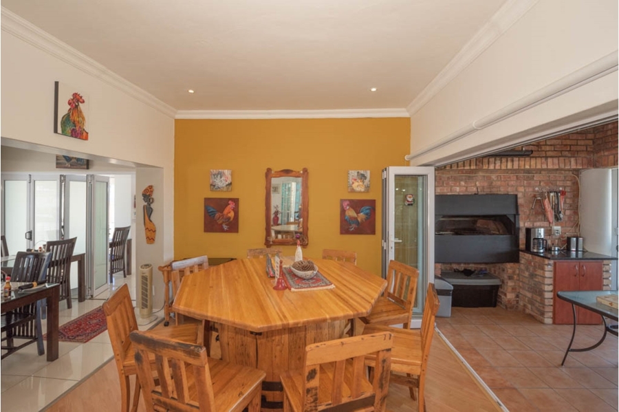 6 Bedroom Property for Sale in Humerail Eastern Cape